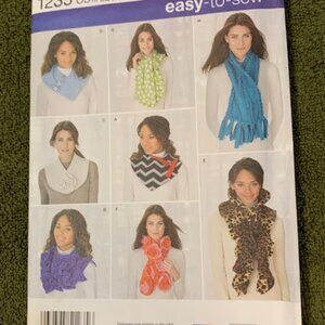 Simplicity Pattern #1235 - Scarf Pattern
